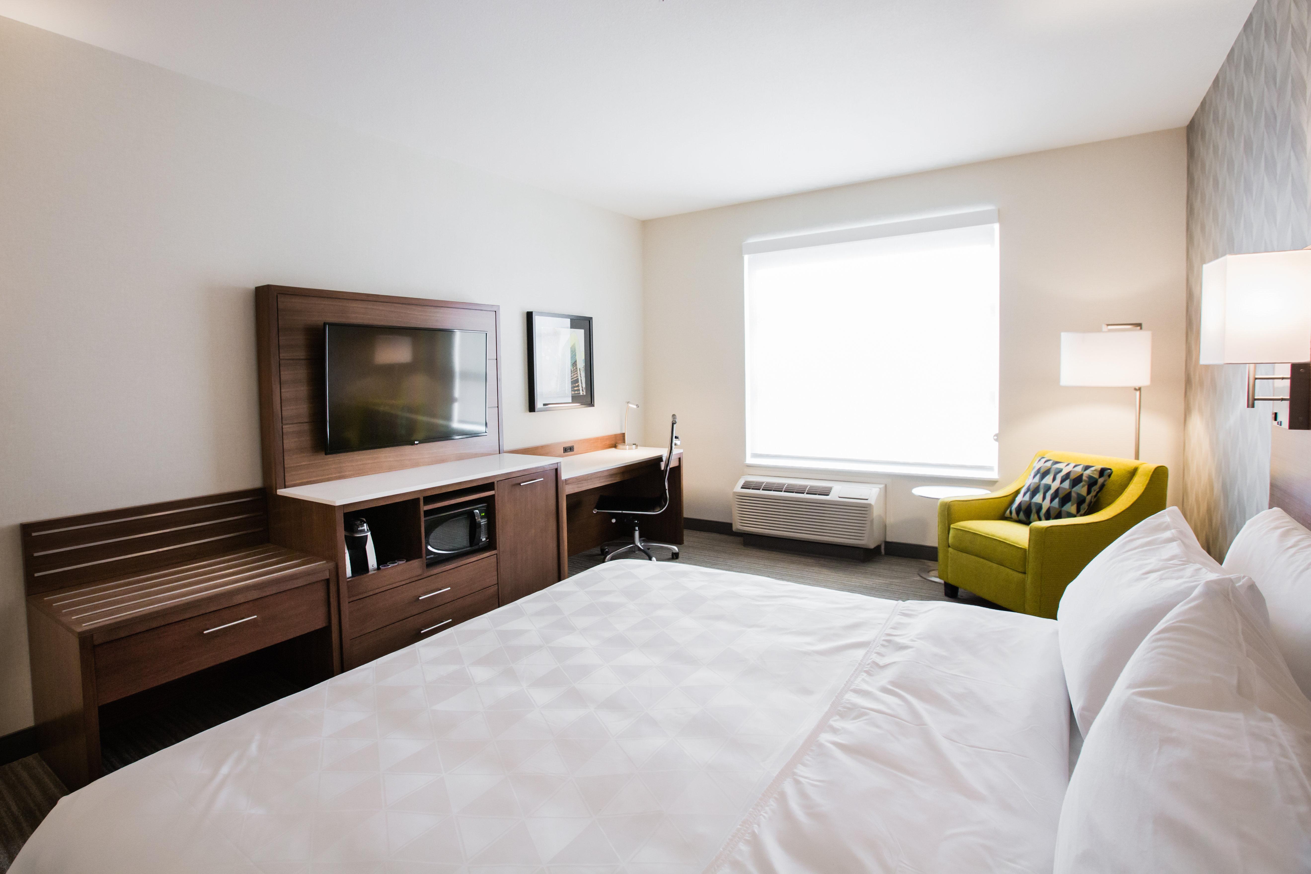 Holiday Inn Calgary South Conference Center Экстерьер фото