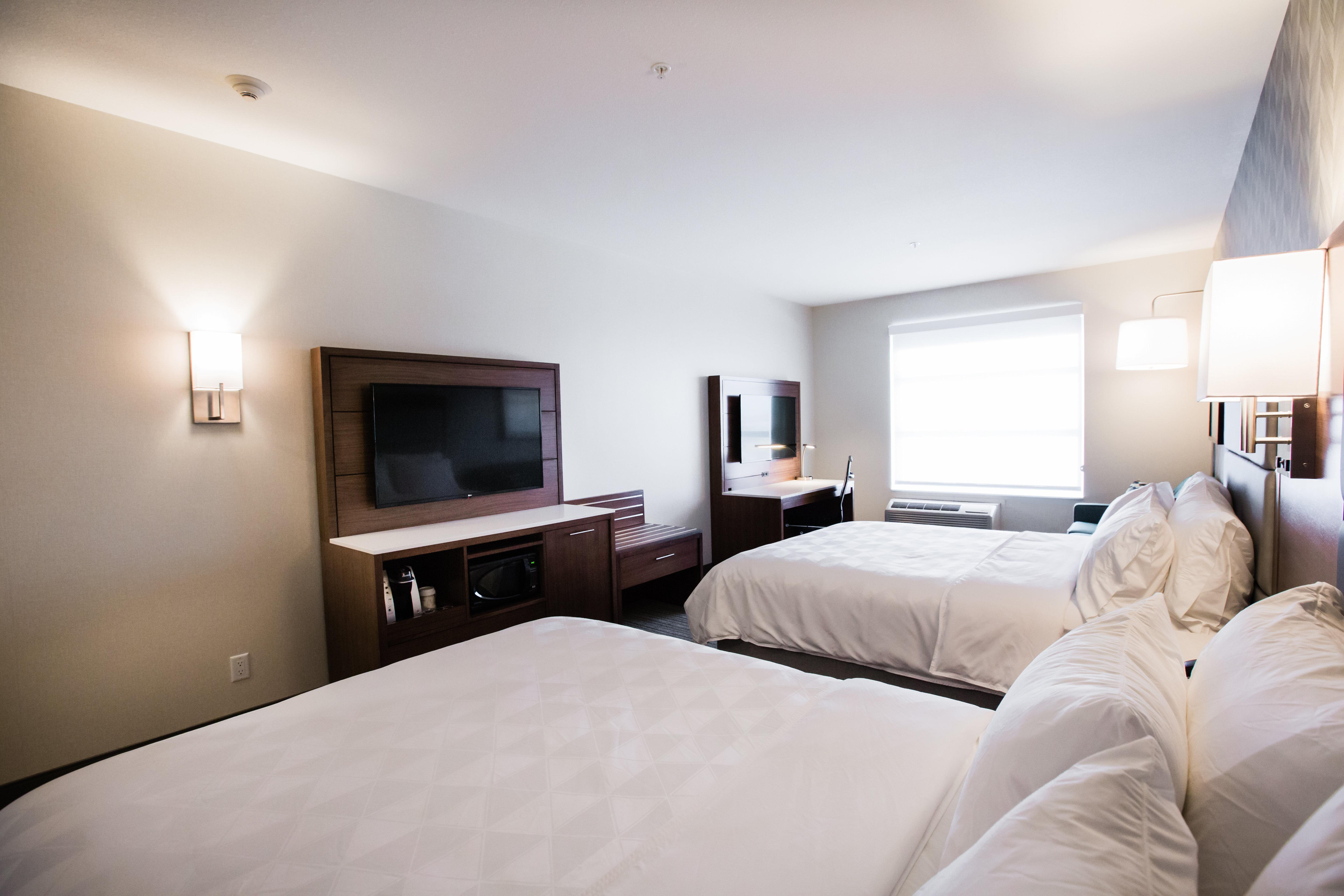 Holiday Inn Calgary South Conference Center Экстерьер фото