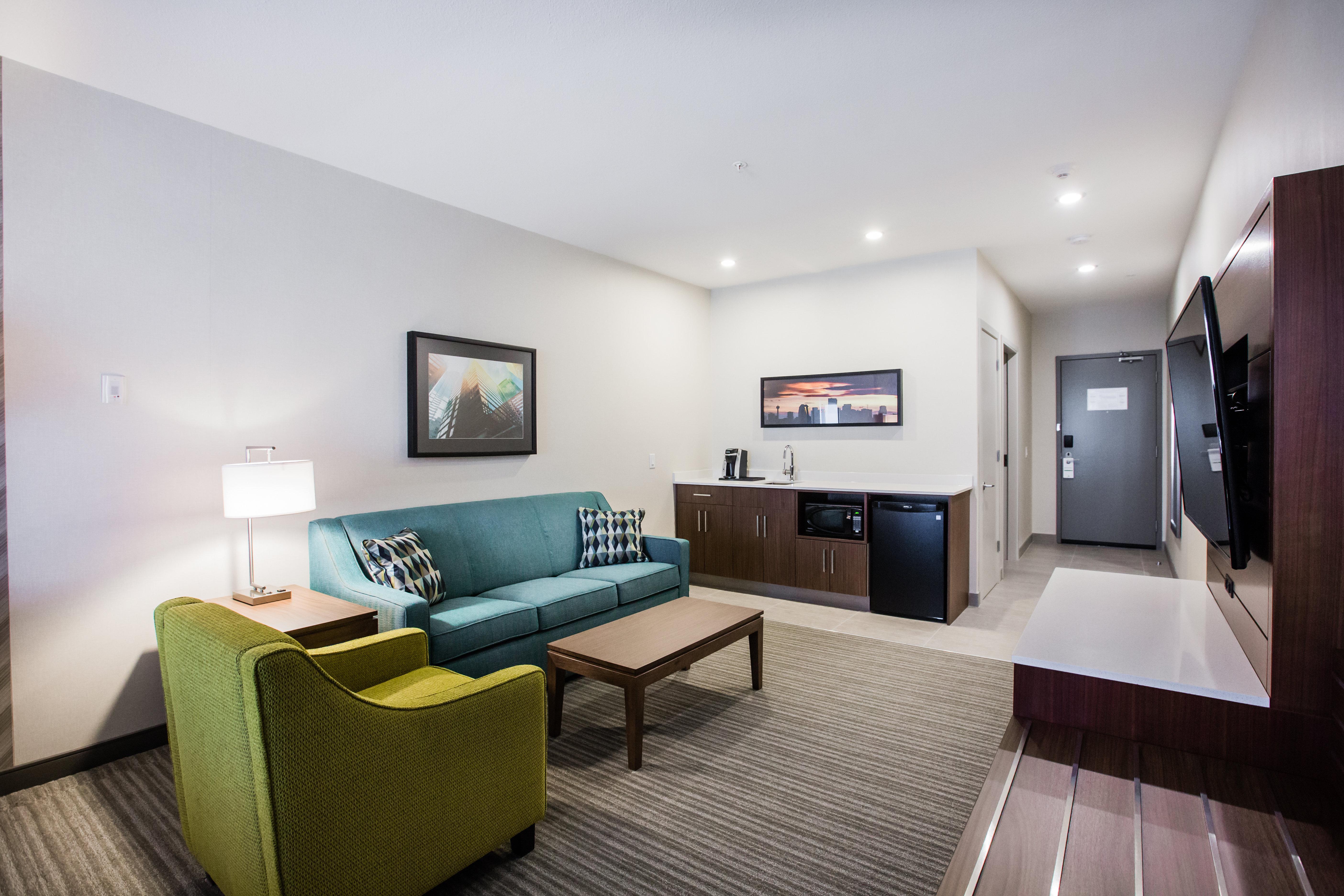 Holiday Inn Calgary South Conference Center Экстерьер фото