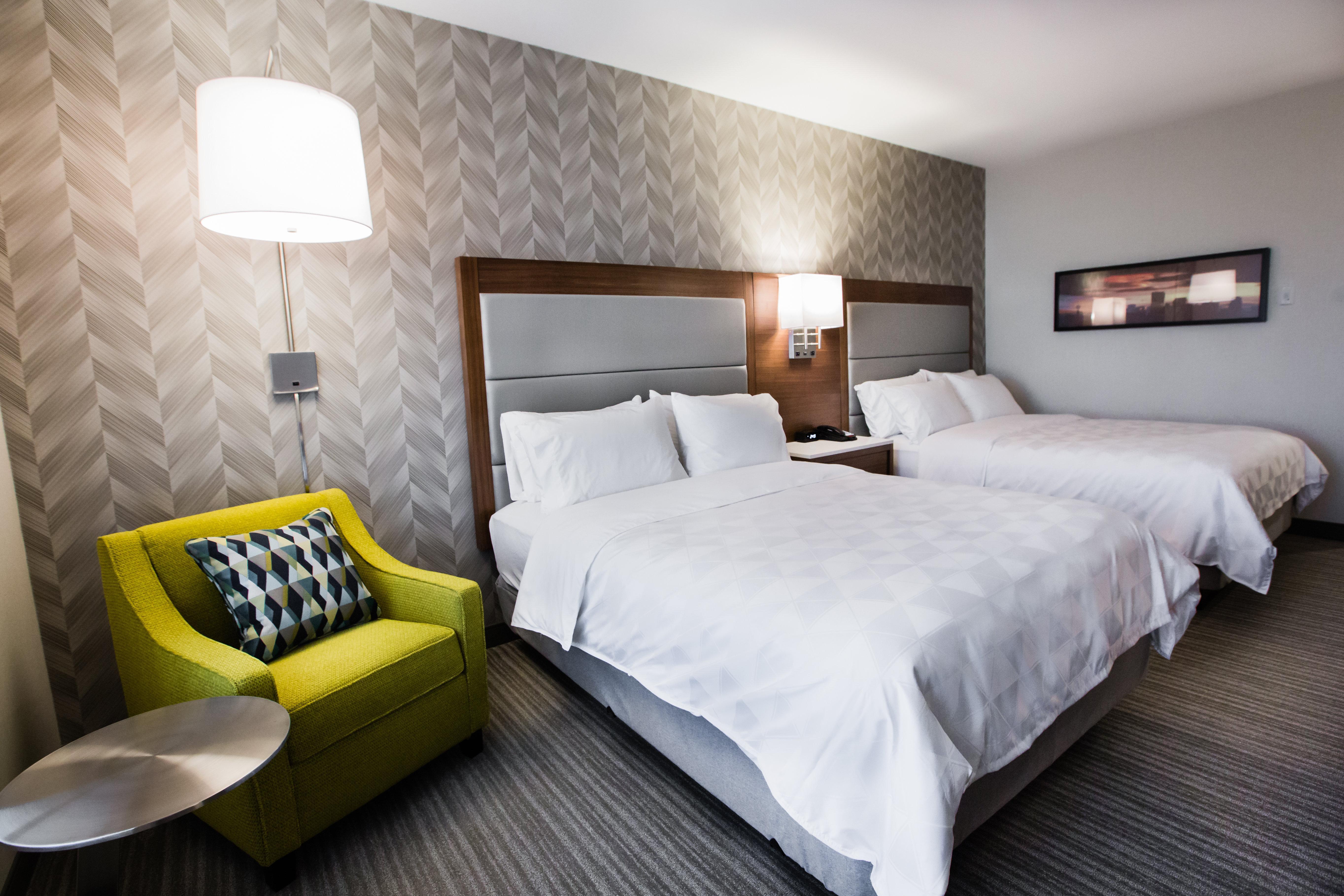 Holiday Inn Calgary South Conference Center Экстерьер фото