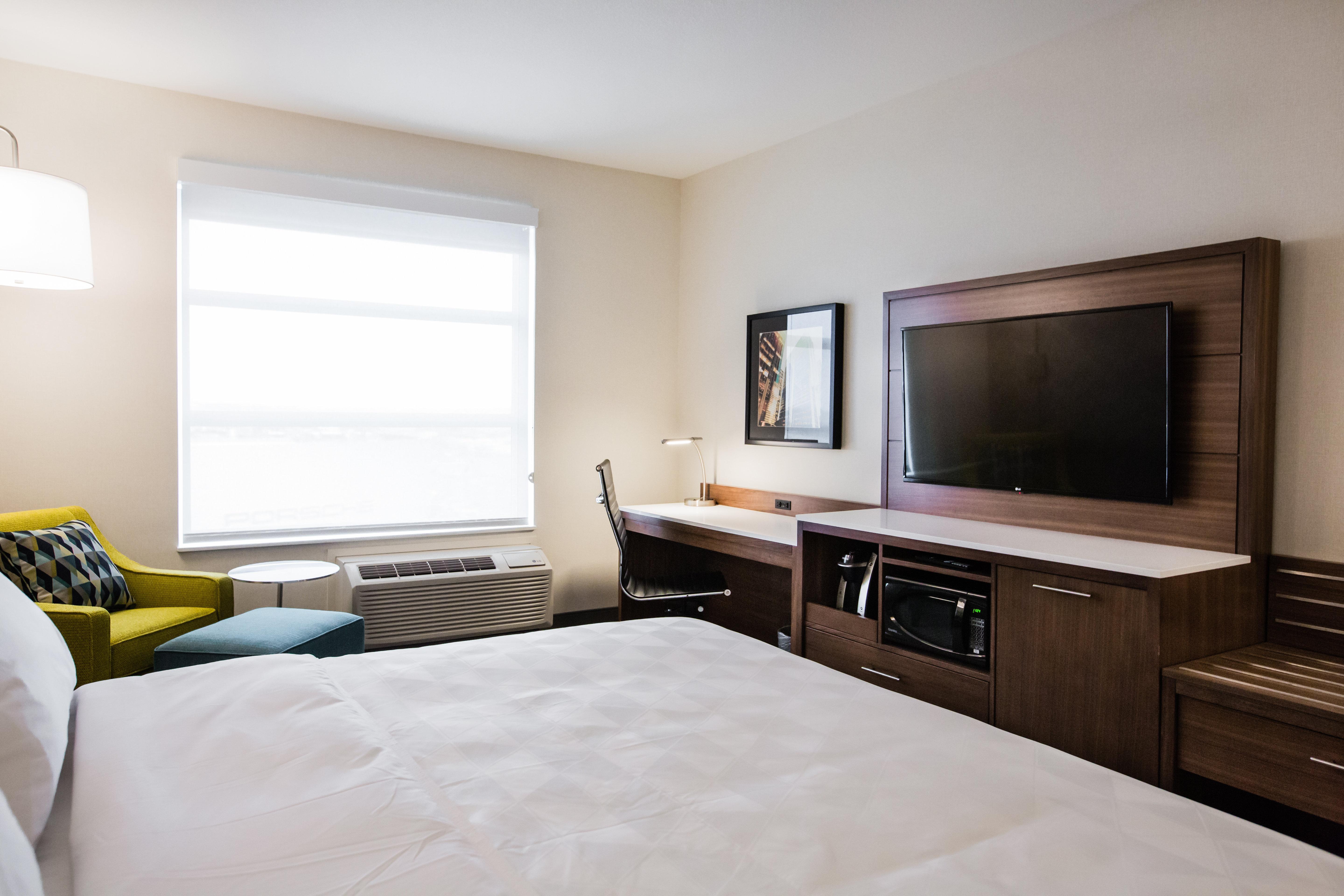 Holiday Inn Calgary South Conference Center Экстерьер фото